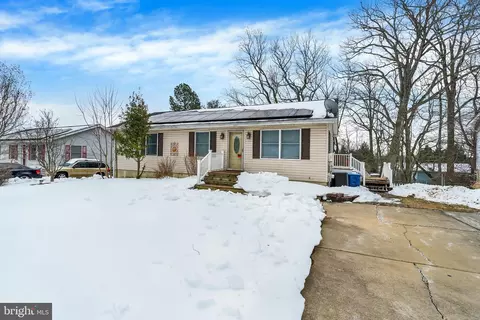 335 E Village Rd, Elkton, MD 21921