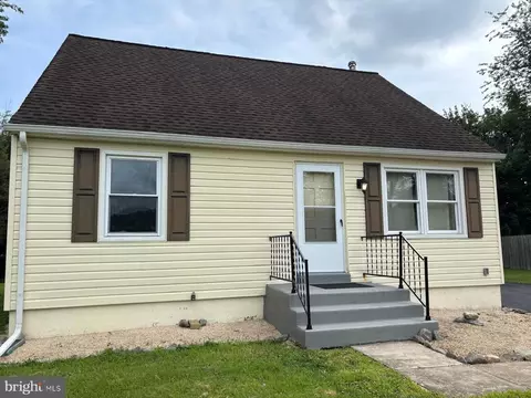 4 Saint Pats Cir, Elkton, MD 21921