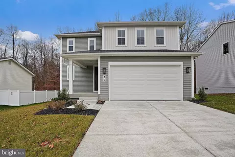 80 Catalpa Dr, North East, MD 21901