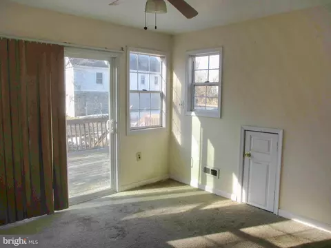 Living - 159 Park Dr, Earleville, MD 21919 photo 3 of 3