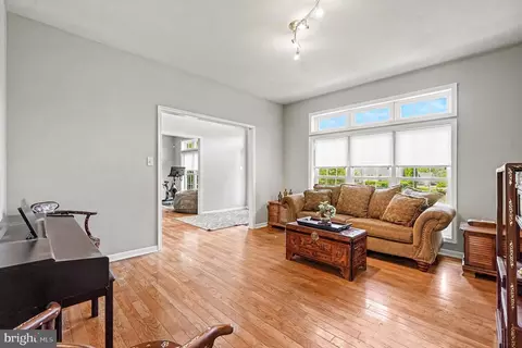 Living - 64 Open Meadow Ct, Elkton, MD 21921 photo 1 of 4