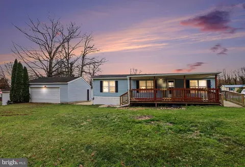 2 Inverness Dr, North East, MD 21901