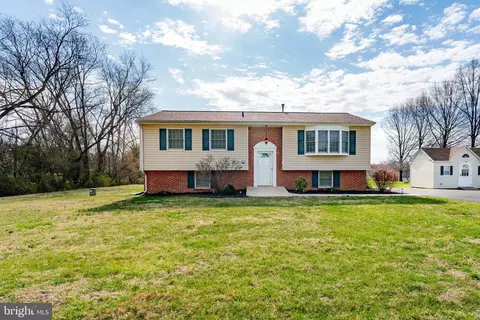 7 Weed Ln, Elkton, MD 21921