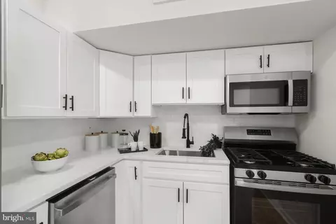 Kitchen - 70 Willow Ct, Elkton, MD 21921 photo 2 of 2