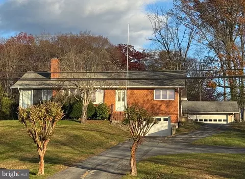 886 Turkey Point Rd, North East, MD 21901