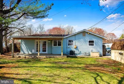 Exterior - 15 Peach Rd, Elkton, MD 21921 photo 4 of 8