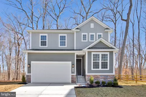 135 Catalpa Dr, North East, MD 21901