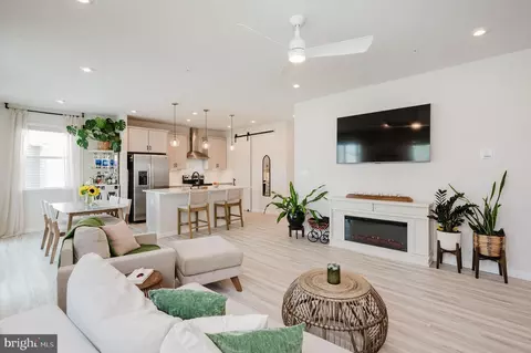 336 Bay Club Pkwy, North East, MD 21901