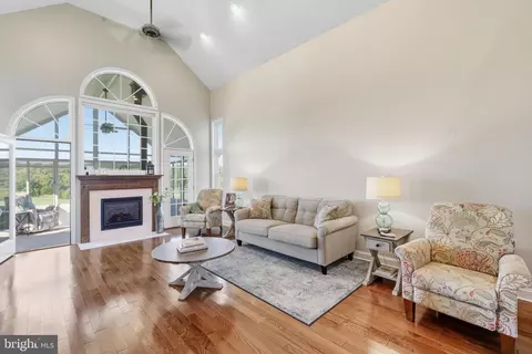 Living - 115 Scott Rd, Warwick, MD 21912 photo 1 of 1