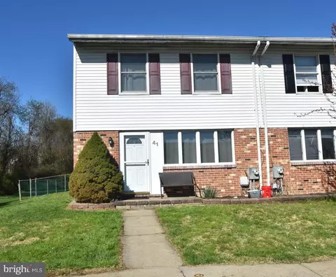 41 Transom Ct, Elkton, MD 21921