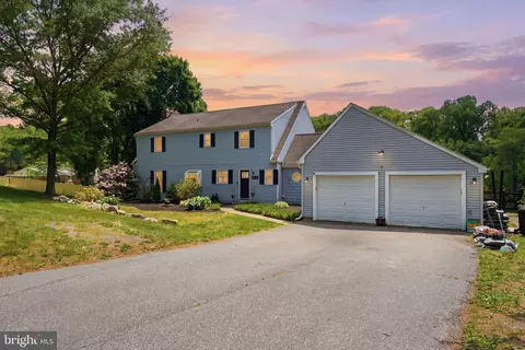 18 E Brook Knoll Rd, Elkton, MD 21921