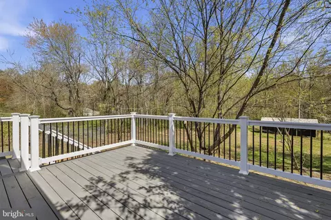Exterior - 331 Old Chestnut Rd, Elkton, MD 21921 photo 4 of 6