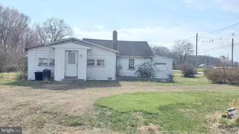 976 Warburton Rd, Elkton, MD 21921 photo 5