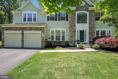19 Crescent Links Dr, North East, MD 21901