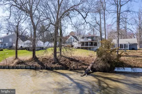26 Park Ln, Elkton, MD 21921