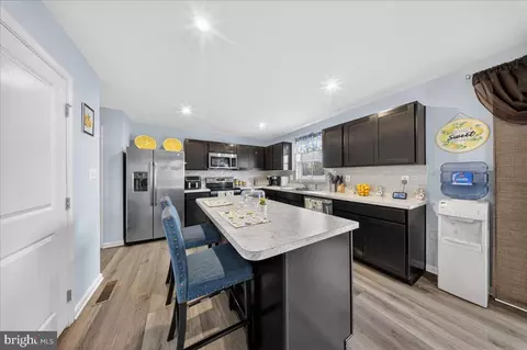 Kitchen - 2 Ridgely Forest Dr, Elkton, MD 21921 photo 3 of 3