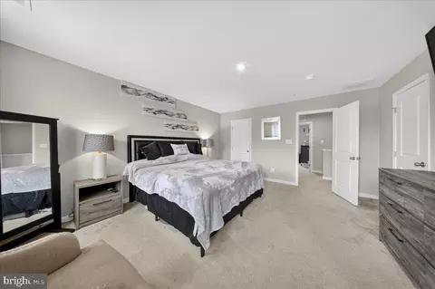 Bedroom - 2 Ridgely Forest Dr, Elkton, MD 21921 photo 2 of 7