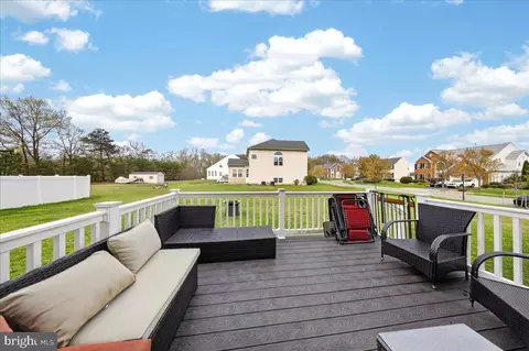 Exterior - 2 Ridgely Forest Dr, Elkton, MD 21921 photo 2 of 2