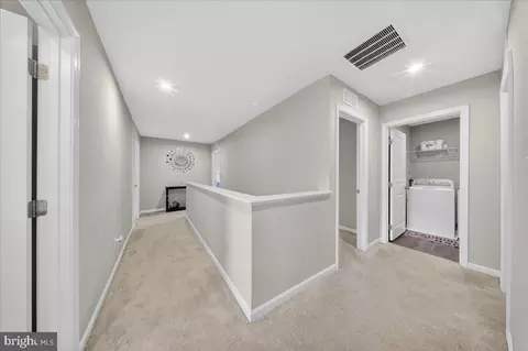 Entry Way - 2 Ridgely Forest Dr, Elkton, MD 21921 photo 5 of 10