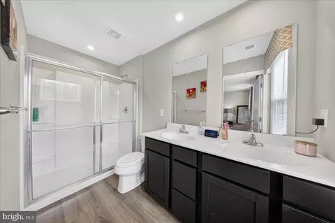Entry Way - 2 Ridgely Forest Dr, Elkton, MD 21921 photo 7 of 10