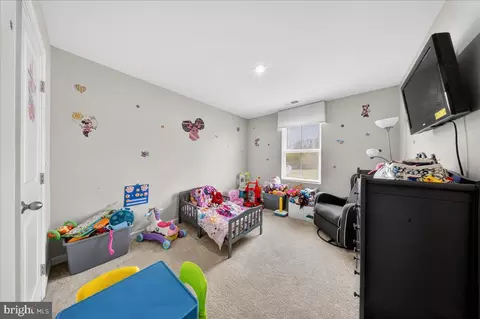 Bedroom - 2 Ridgely Forest Dr, Elkton, MD 21921 photo 7 of 7