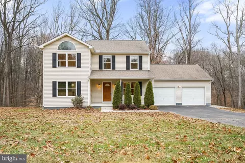 64 Barnett Dr, Elkton, MD 21921