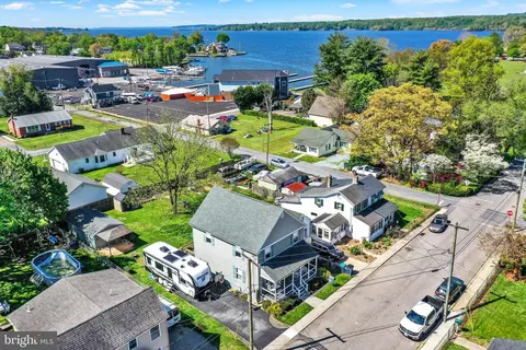 16 W Walnut St, North East, MD 21901