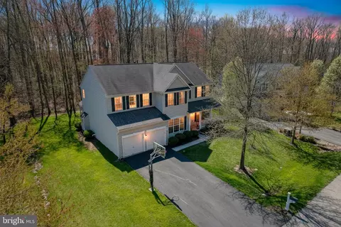 25 Crescent Links Dr, North East, MD 21901