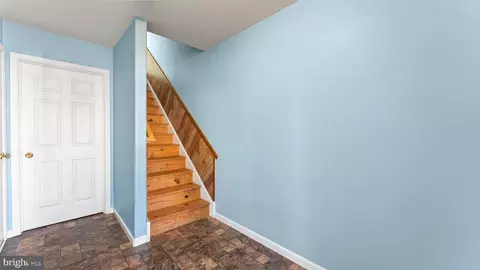 Entry Way - 111 Ben Blvd, Elkton, MD 21921 photo 2 of 11