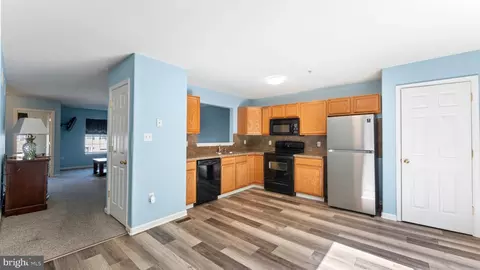 Entry Way - 111 Ben Blvd, Elkton, MD 21921 photo 3 of 11