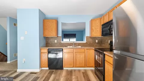 Entry Way - 111 Ben Blvd, Elkton, MD 21921 photo 4 of 11