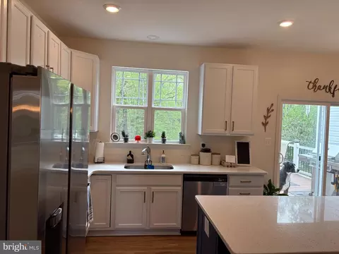 Kitchen - 1900 Colora Rd, Colora, MD 21917 photo 5 of 7