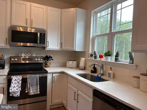 Kitchen - 1900 Colora Rd, Colora, MD 21917 photo 2 of 7