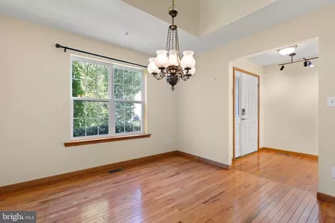 Entry Way - 45 Thyme St, Elkton, MD 21921 photo 3 of 5