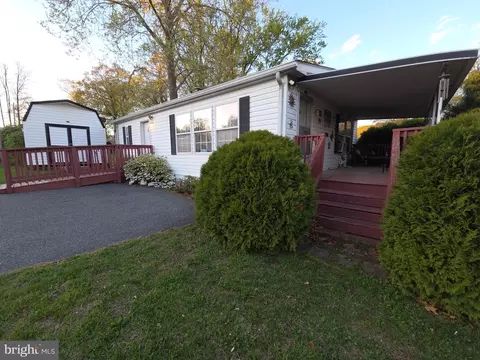 8 E Circle Dr, Port Deposit, MD 21904