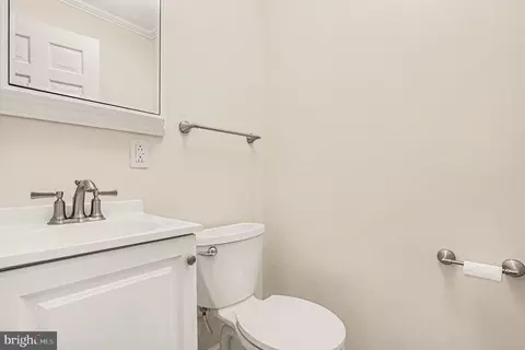 Bath - 31 Filbert Ln, Elkton, MD 21921 photo 1 of 3