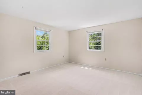 Bedroom - 31 Filbert Ln, Elkton, MD 21921 photo 5 of 10