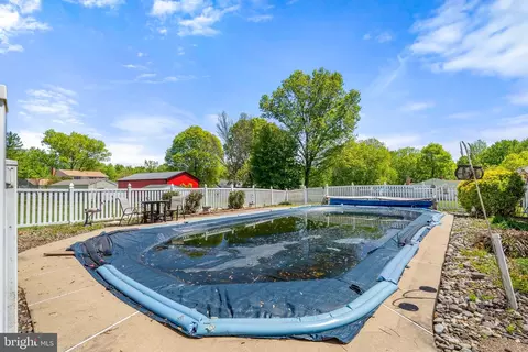 Exterior - 56 Highland Ave, Elkton, MD 21921 photo 4 of 11