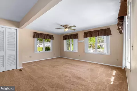 Living - 56 Highland Ave, Elkton, MD 21921 photo 3 of 3