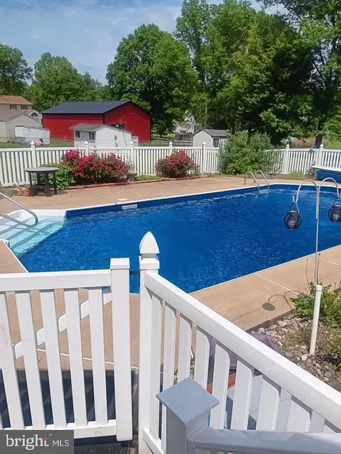 Exterior - 56 Highland Ave, Elkton, MD 21921 photo 9 of 11