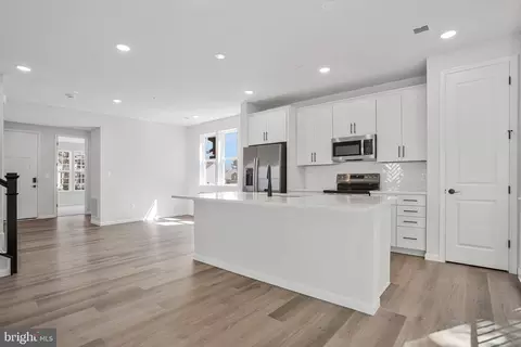 96 Catalpa Dr, North East, MD 21901