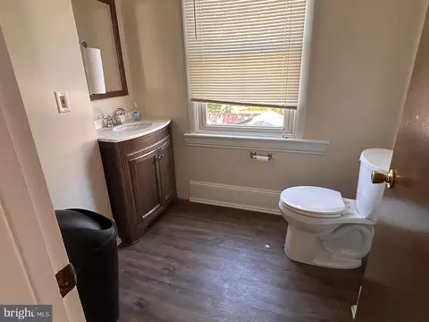 Bath - 202 E Main St, Elkton, MD 21921 photo 1 of 1
