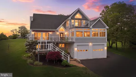 160 Cliffview Dr, North East, MD 21901