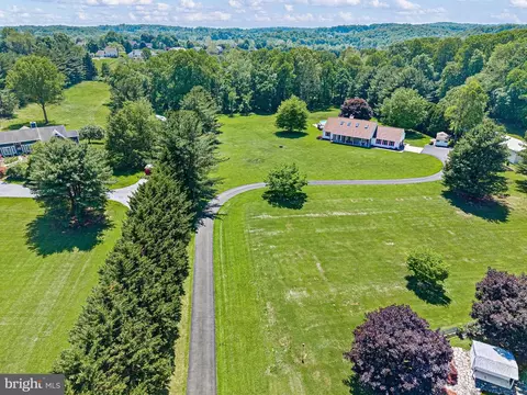 View/Area - 135 Blacksnake Rd, Elkton, MD 21921 photo 5 of 9
