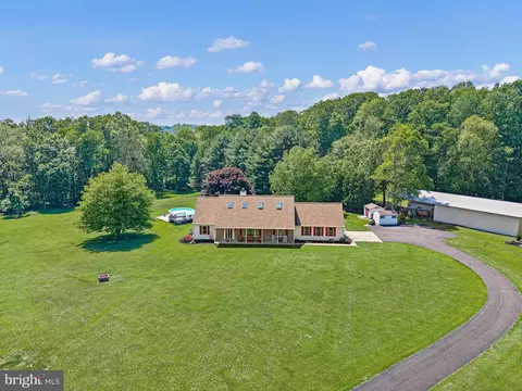 View/Area - 135 Blacksnake Rd, Elkton, MD 21921 photo 1 of 9