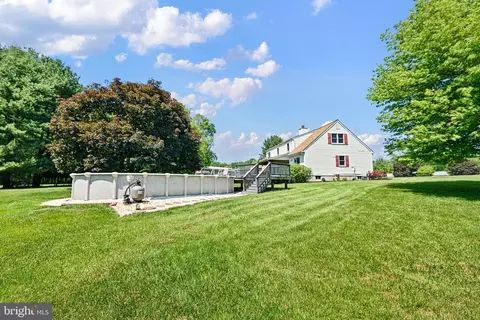Exterior - 135 Blacksnake Rd, Elkton, MD 21921 photo 4 of 8