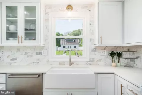Kitchen - 1 Highview Rd, Conowingo, MD 21918 photo 5 of 6