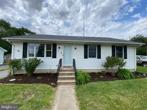 139 Center St, Cecilton, MD 21913
