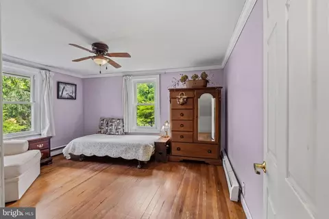 Bedroom - 36 Mayse Ln, Conowingo, MD 21918 photo 5 of 10