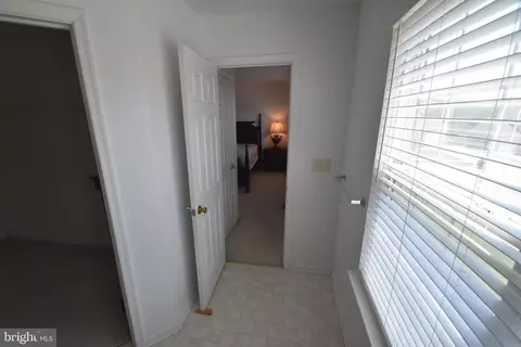 Entry Way - 111 Stirrip Dr, Elkton, MD 21921 photo 8 of 10